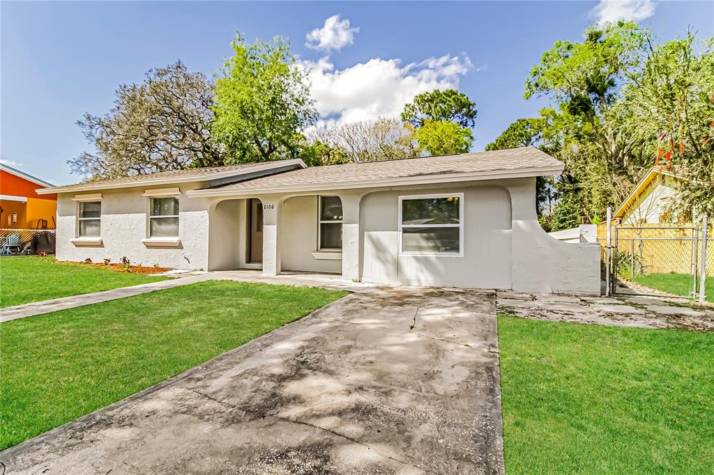 TWENTY WEST - фото