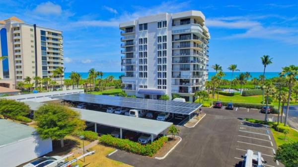 BARCLAY BEACH CLUB PH 1 A CONDOMINIUM