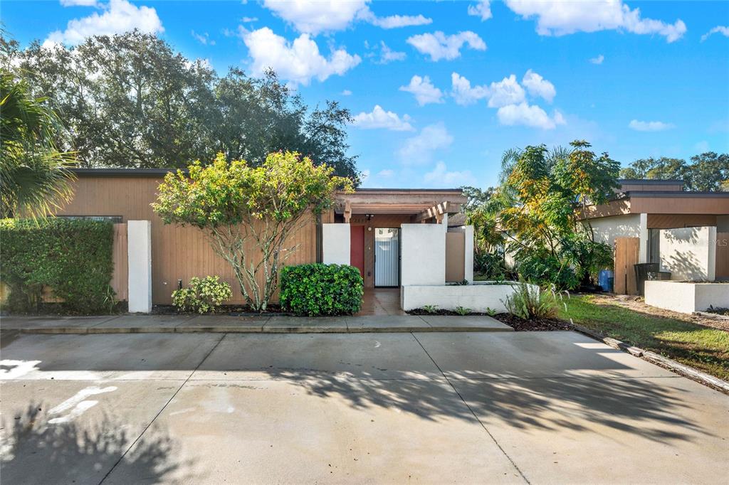 WINDWARD SQUARE SEC 2 - фото