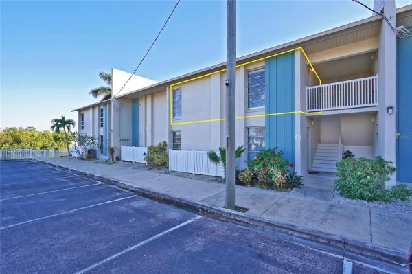 TREASURE COAST HARBOUR VILLAS