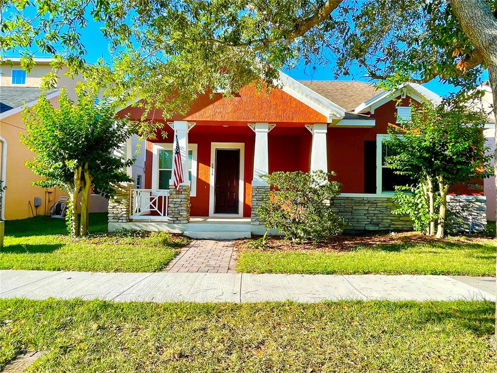 PRESTON SQUARE - фото