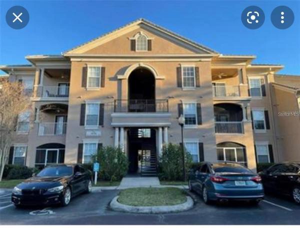 CAPRI/HUNTERS CRK CONDO