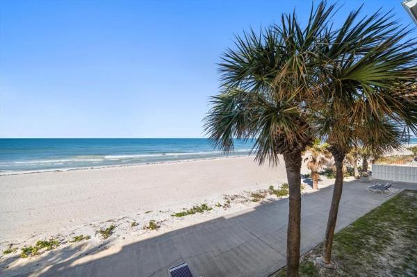 GULF BELLEAIR BEACH CONDO