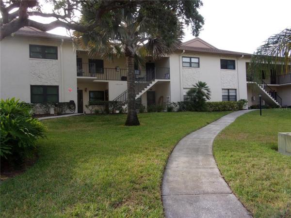 SEASCAPE CONDO OF TARPON SPGS