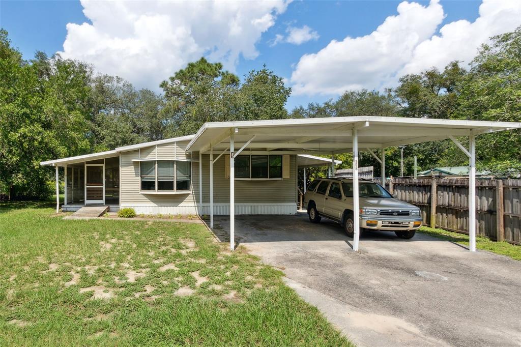 INTERLACHEN LAKES ESTATES - фото