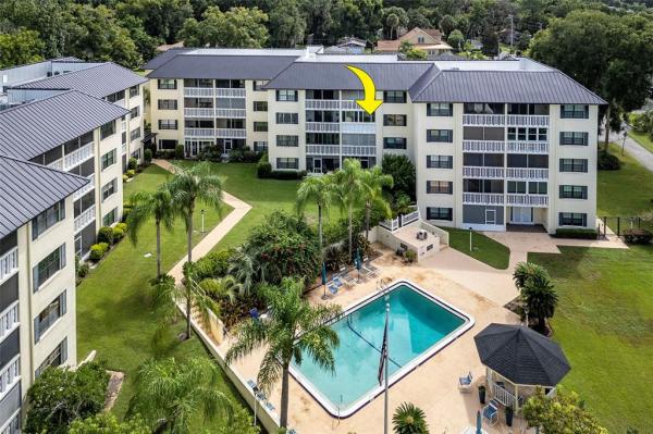 MOUNT DORA SOUTHERN OAKS CONDO