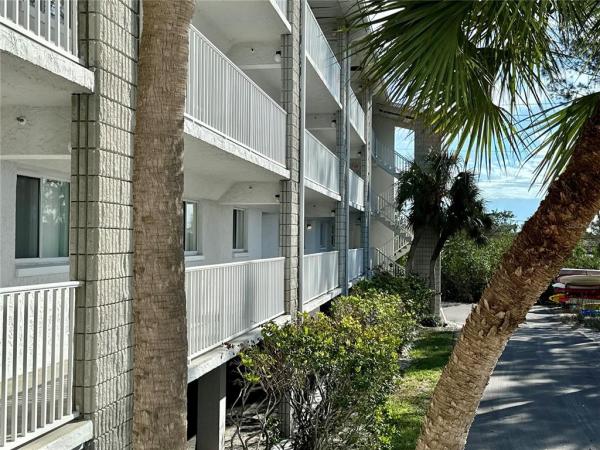 LEMON BAY BREEZES PH 01