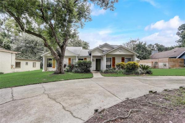 MOUNT DORA FOREST HEIGHTS