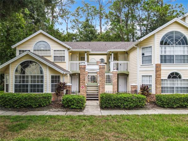 VILLAS AT LAGUNA BAY CONDO