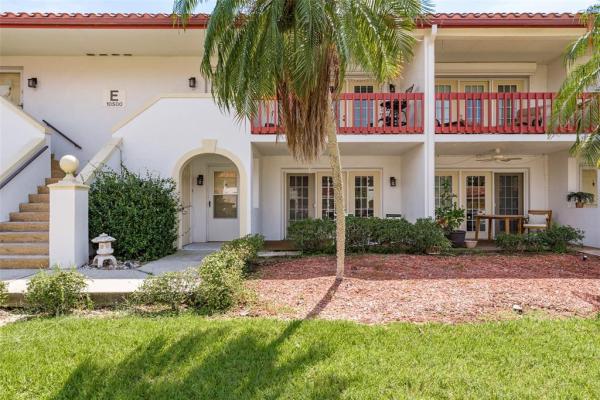 VILLAGE ON LAKE SEMINOLE CONDO THE