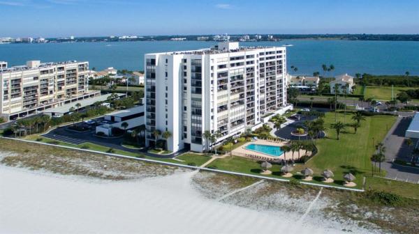 SAND KEY CONDO-SOUTH BEACH 1460