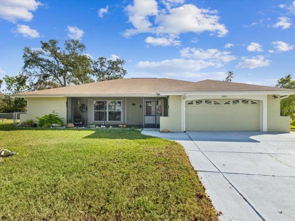 BEACON WOODS PINEWOOD VILLAGE