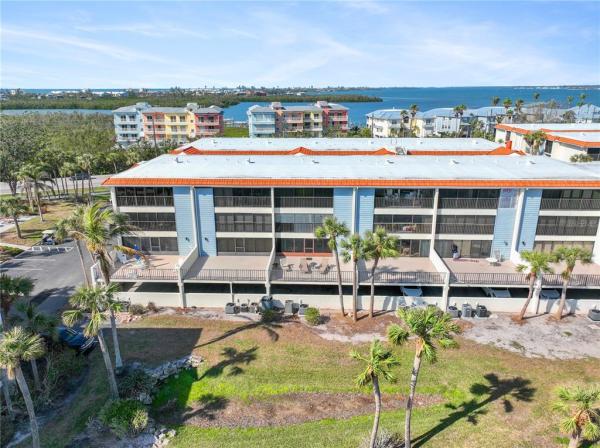 SANDPIPER KEY BLDG 04