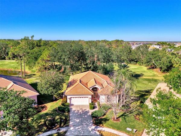 FALCON TRACE AT CALUSA LAKES