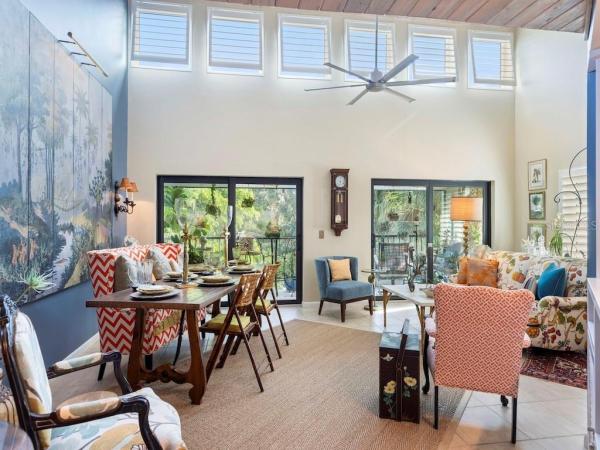 WINDWARD CONDO