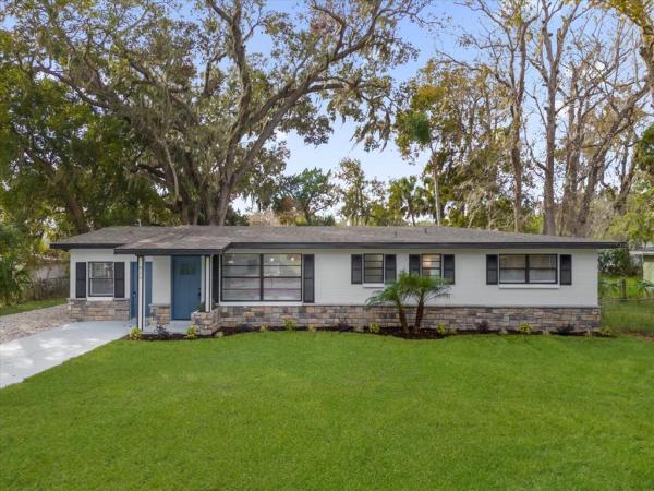 THOMPSON BLK 17 KINGSTON