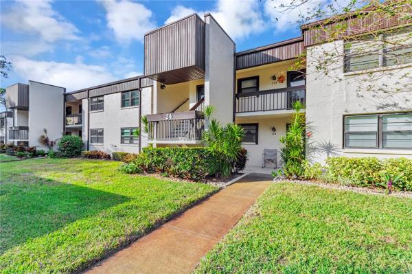 WINDING CREEK CONDOMINIUMS