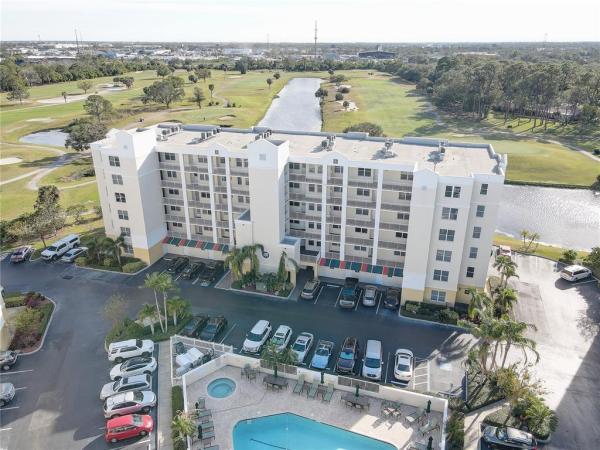 COUNTRY CLUB CONDO AT EAST BAY