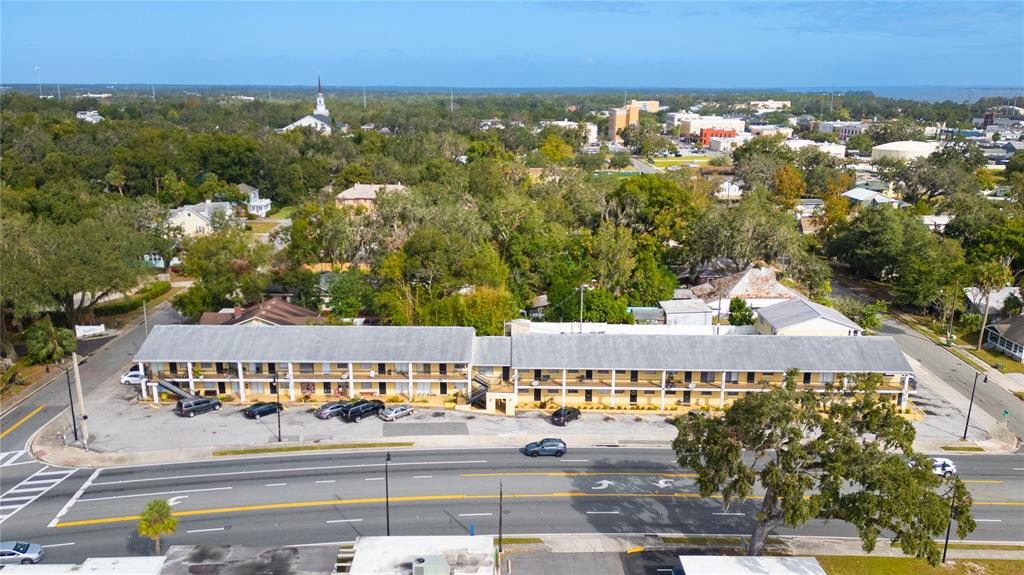 LEESBURG PARKSIDE CONDO UNIT 01 - фото