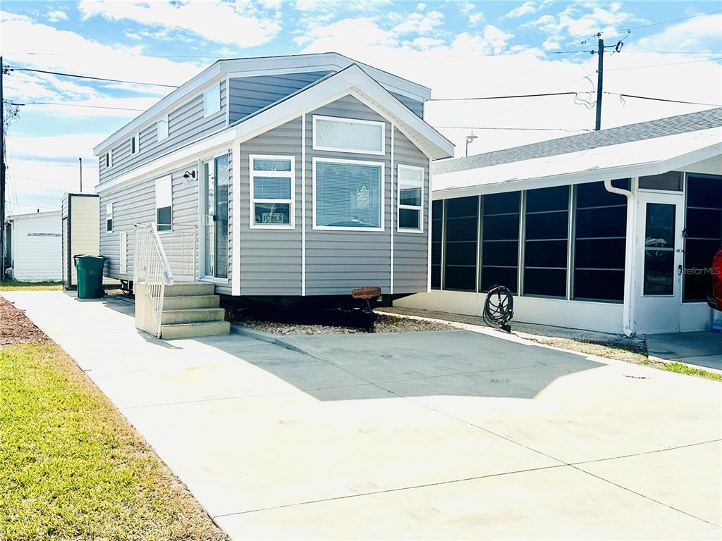 TROPIC ISLES CO-OP - фото