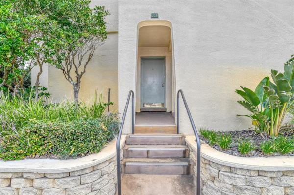 SUMMERHOUSE 02 BCH & RACQUET C