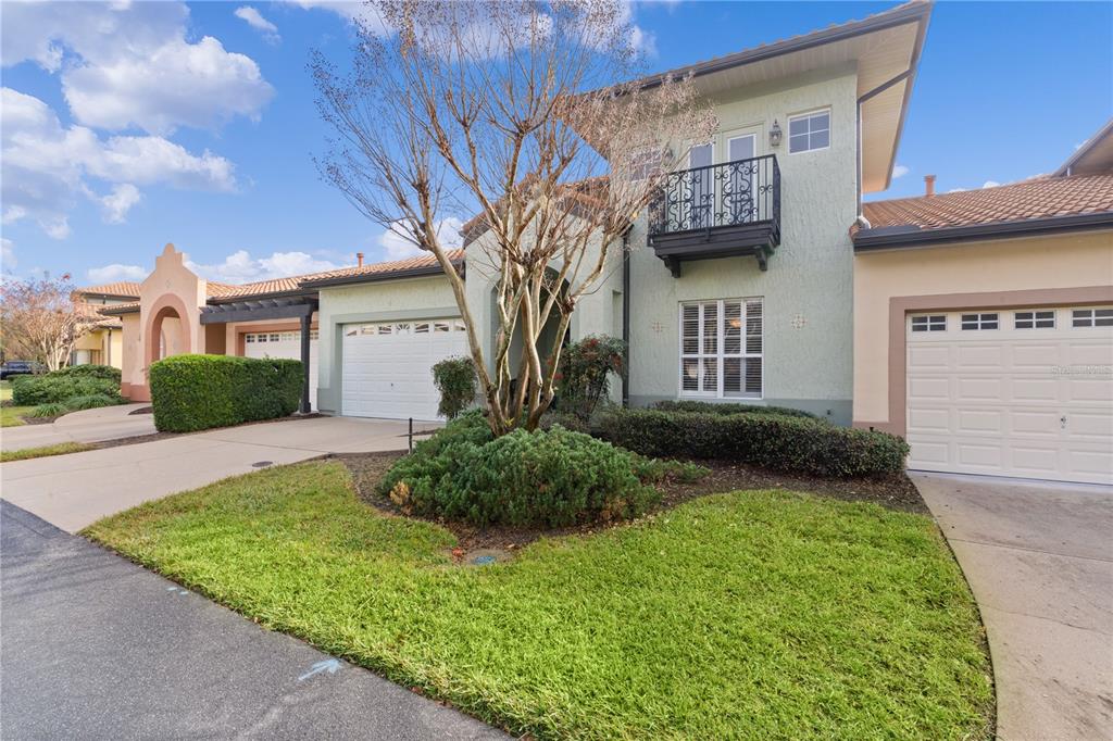 THE VILLAGES - фото