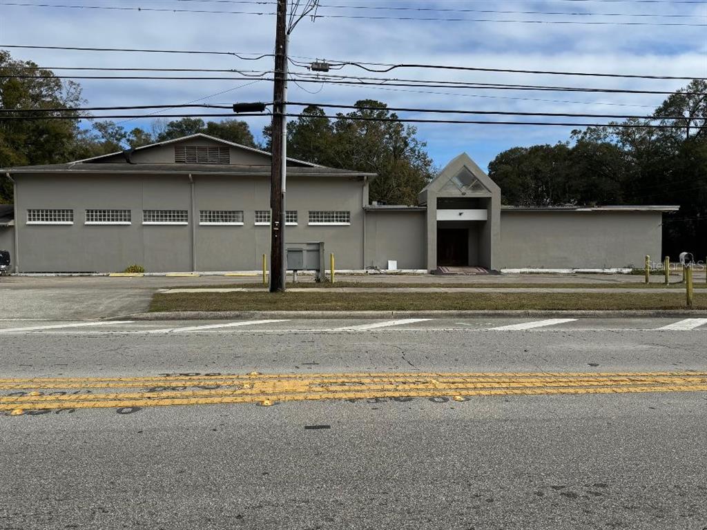 Commercial - фото