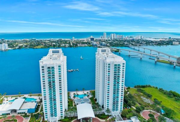 MARINA GRANDE/HALIFAX 01