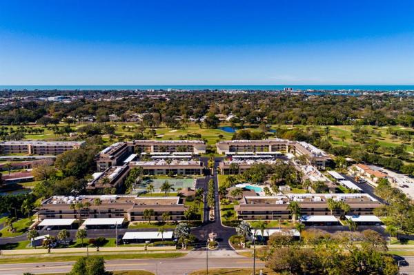 VILLAS DE GOLF CONDO