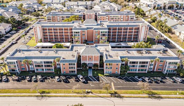 CROSSWINDS COLONY ONE CONDO