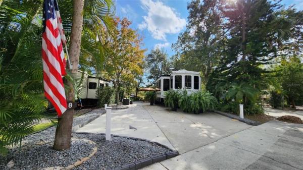 OUTDOOR RESORTS RIVER RANCH RV RESORT PH 02