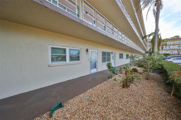 FIVE TOWNS OF ST PETE