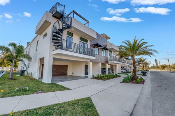 TERRACES AT 87TH TOWNHOMES PHASE I LOT 16