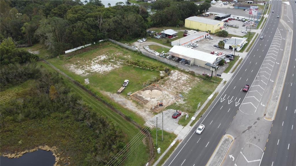 Commercial - фото