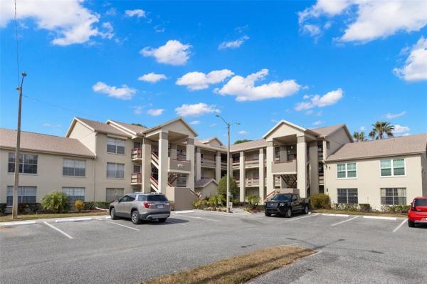 MILLPOND LAKES CONDO