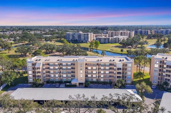 THE WOODS AT PINEBROOK