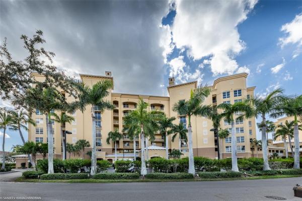 GRANDE ISLE TOWERS I & 02 PH I