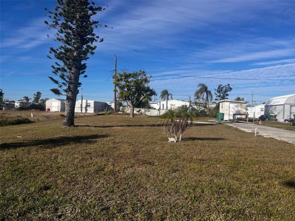 HOLIDAY MOB ESTATES 2ND ADD