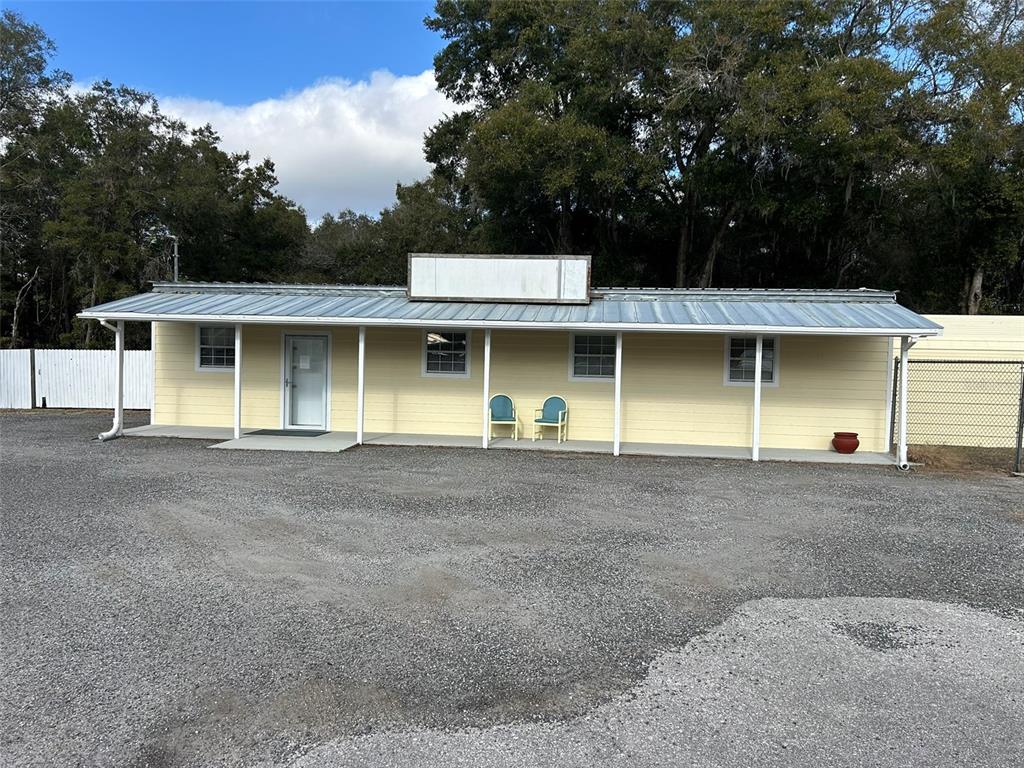 MOUNT PLEASANT - фото