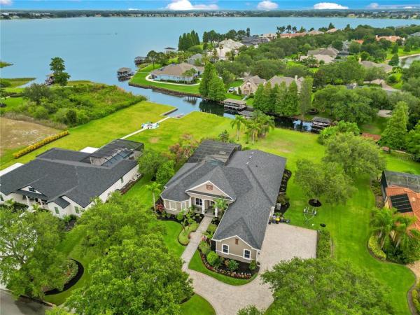 WYNDSOR AT LAKE WINTERSET