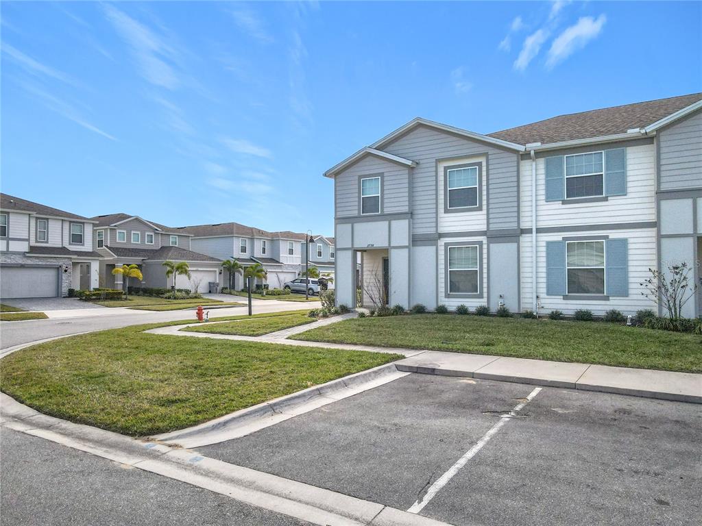 WINDSOR ISLAND RESIDENCE PH 2B - фото