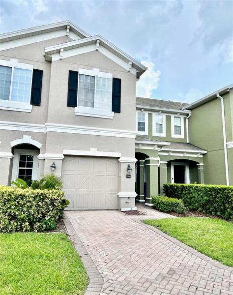 VIA LAGO/HANGING MOSS PH 9 #D