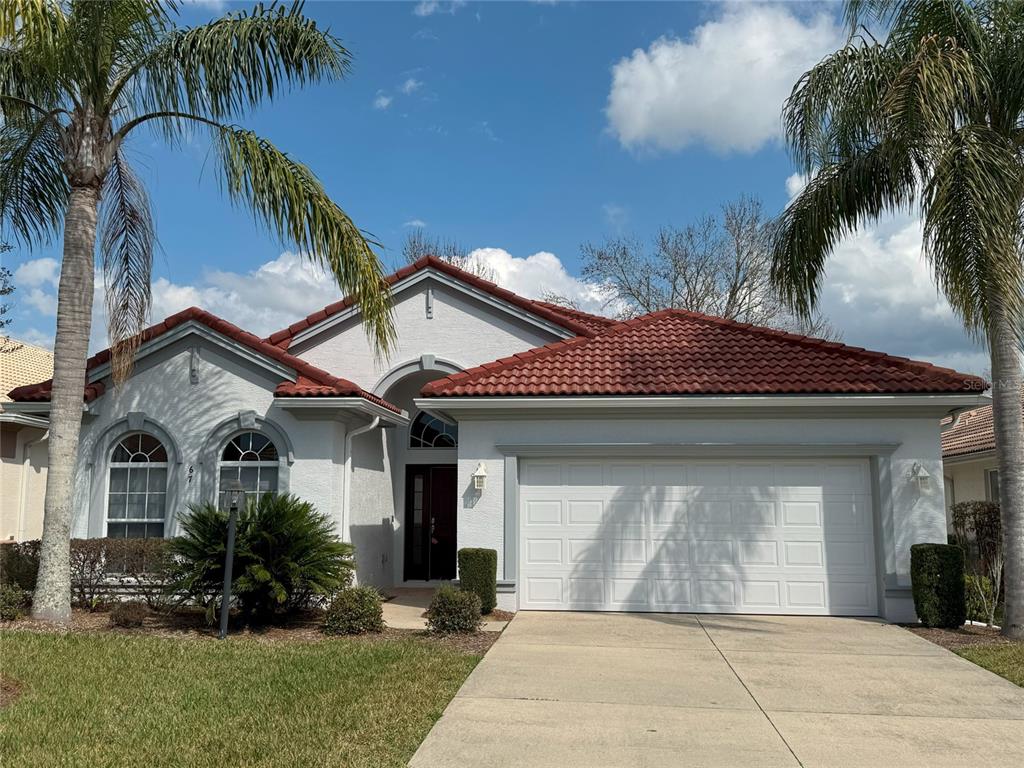 Single Family - фото