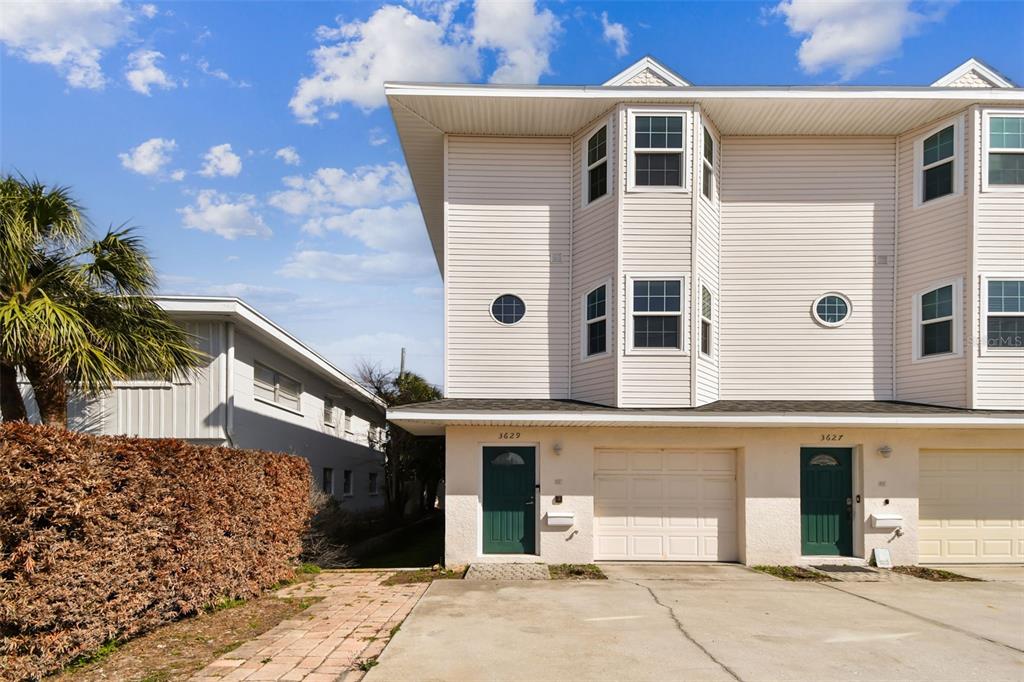 MARITANA CAY - фото