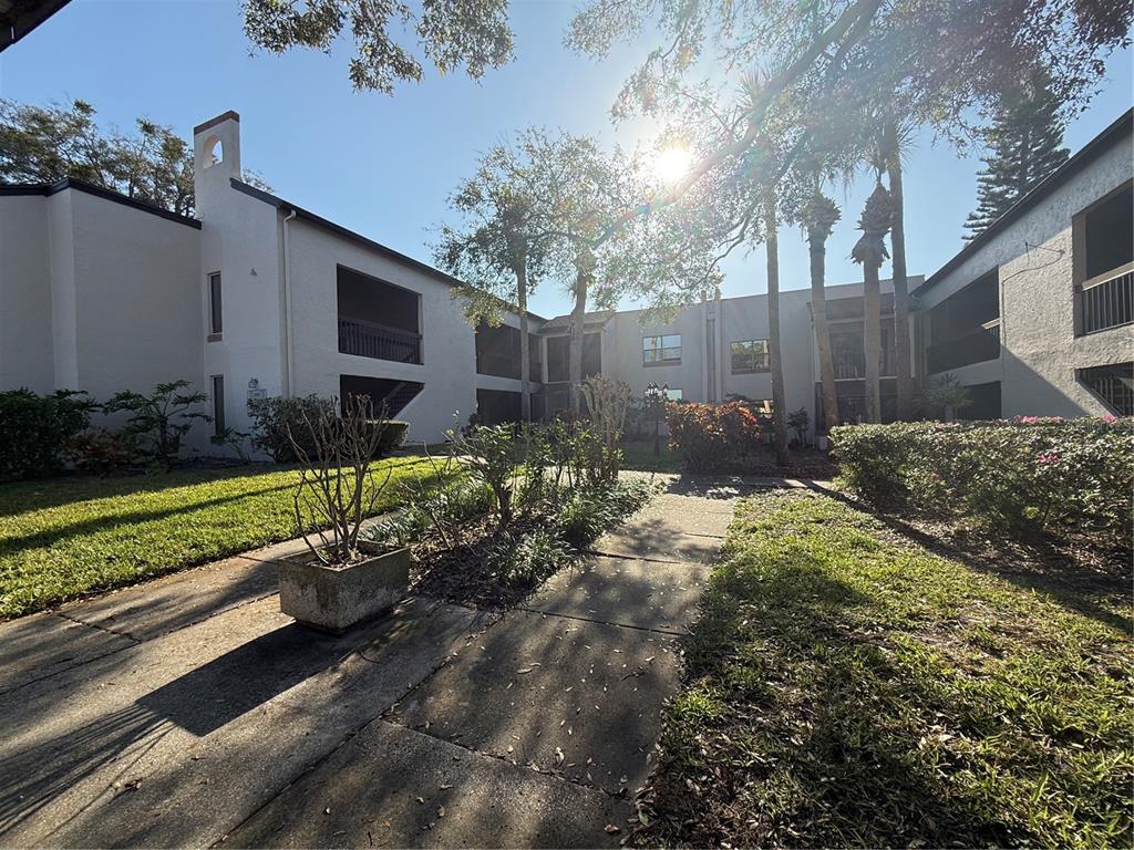 ESTANCIA CONDO - фото