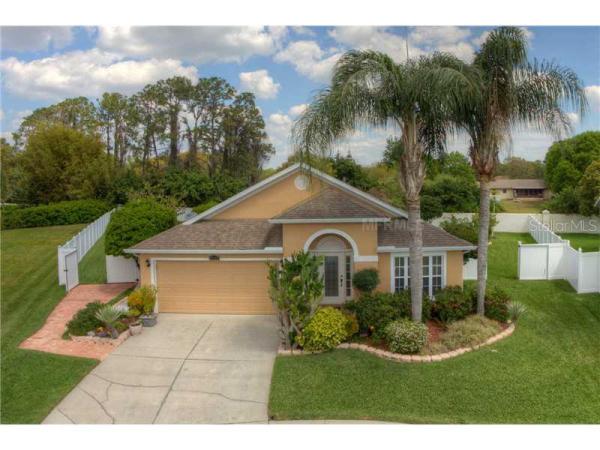 LANDINGS AT BELL LAKE