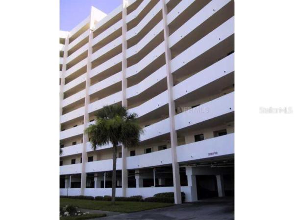 GULF ISLAND BEACH & TENNIS CLUB II A CONDO