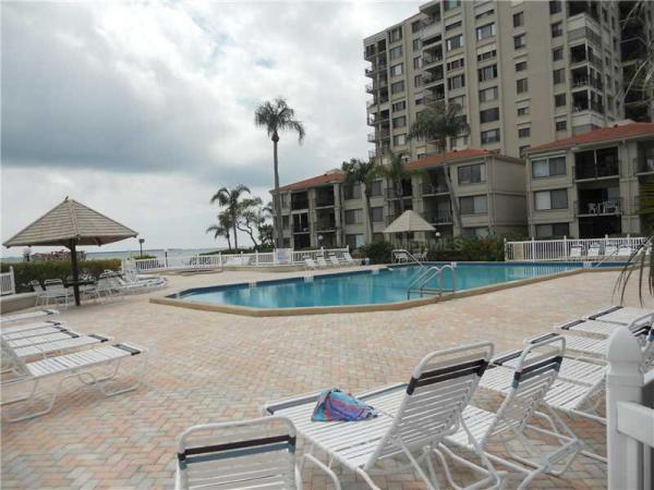 PALMA DEL MAR III CONDO