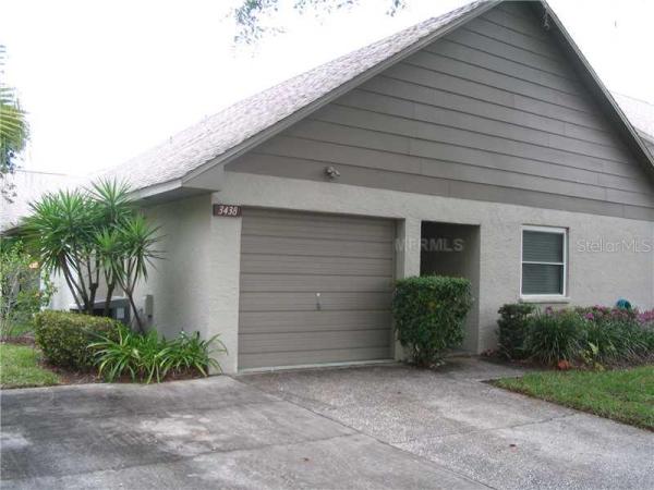 CHATEAUX WOODS CONDO