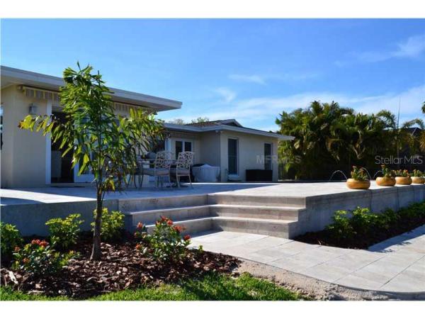 ISLAND ESTS OF CLEARWATER UNIT 7B